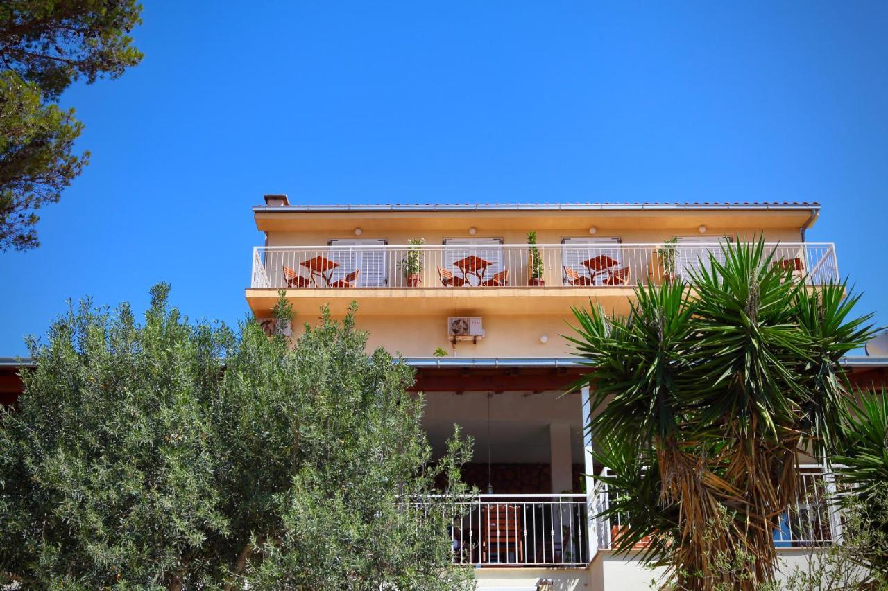 Villa Veli Nova Zavala Exteriér fotografie