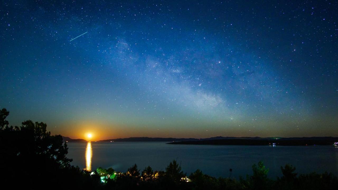 Villa Veli Nova Zavala Exteriér fotografie